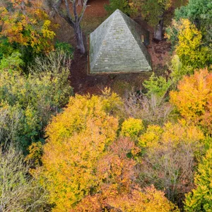 Das Mausoleum des Grafen Ernst zu Münster aus dem Jahr 1839 im Landkreis Hildesheim.