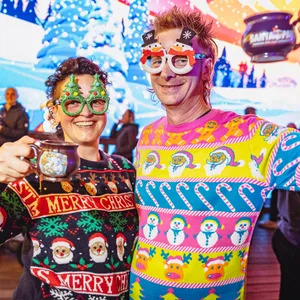 Mathias (51) und Steffi (50) freuen sich wie jedes Jahr auf den Beginn der Weihnachts-Saison.