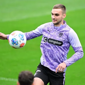 James Sands beim Training
