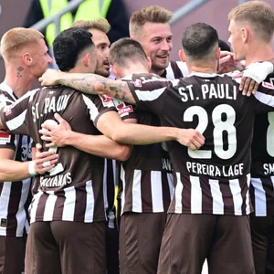 Jubeltraube des FC St. Pauli