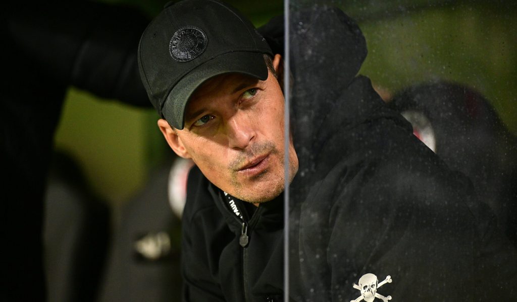 -Niemand-hat-einen-Freibrief-Blessin-stellt-die-Stammpl-tze-auf-den-Pr-fstand