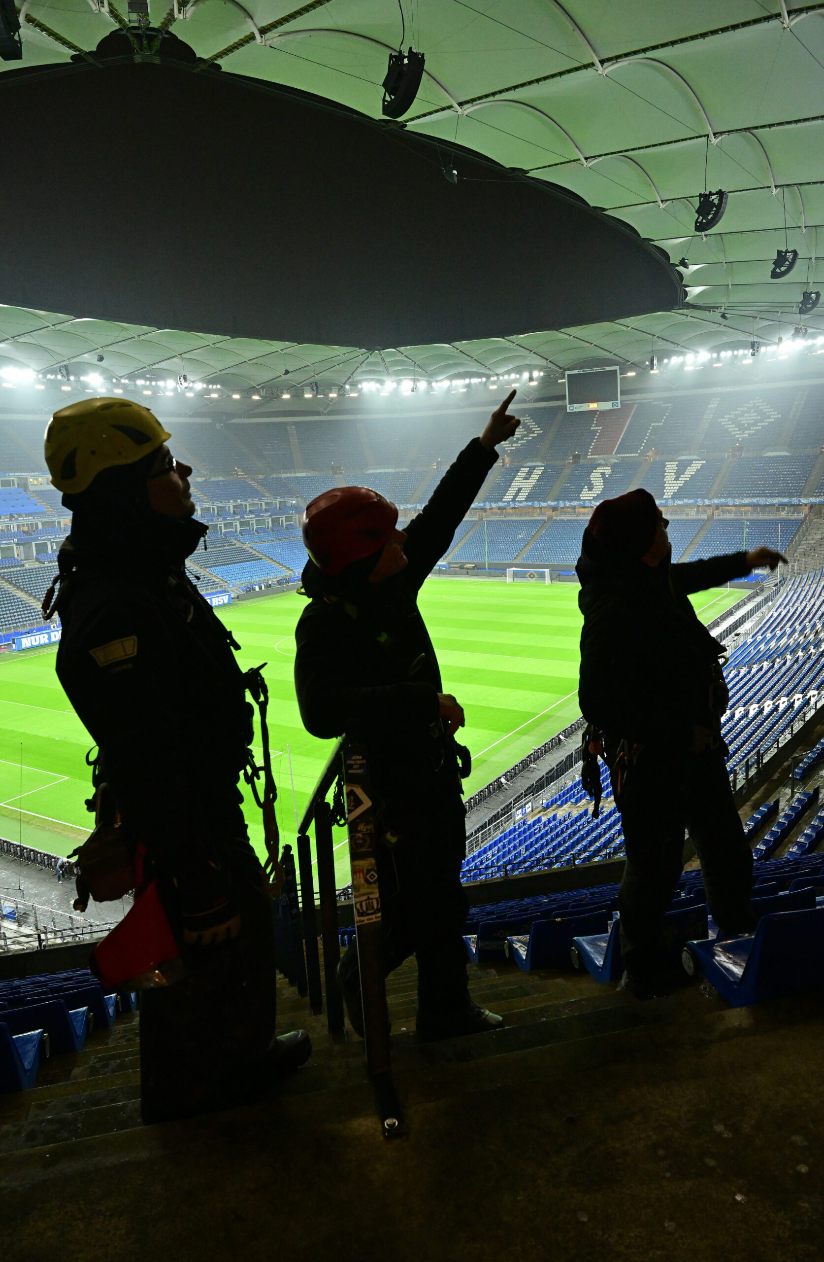 Bauarbeiter im Volksparkstadion