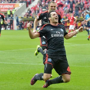 HSV-Profi Gojko Kacar jubelt gegen Mainz