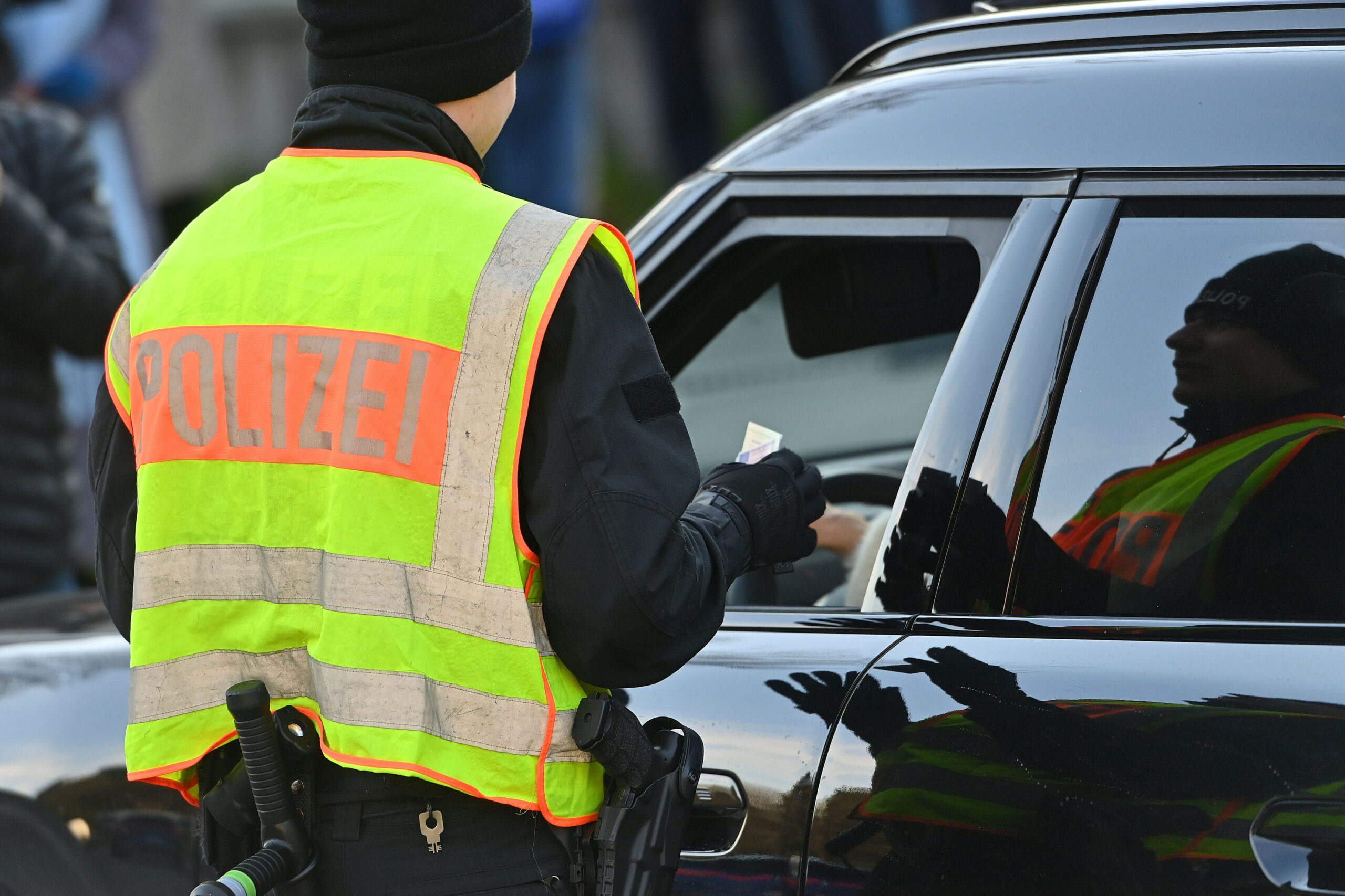 Eine Verkehrskontrolle (Symbolfoto).