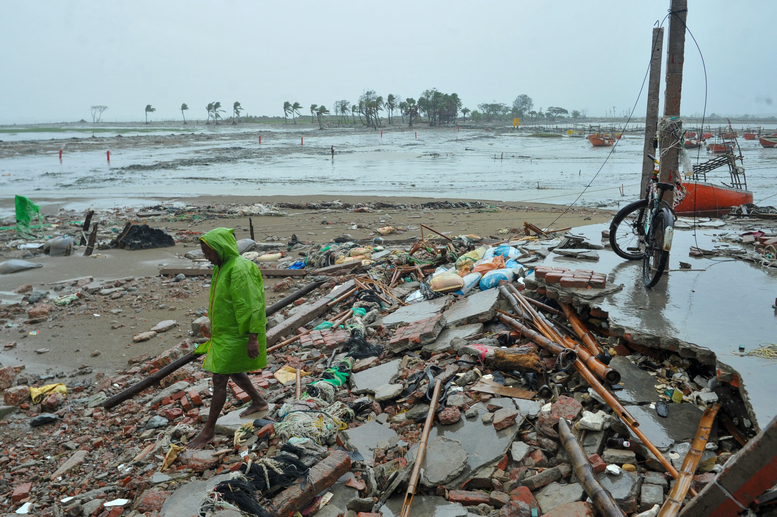 Eine Landschaft, nachdem ein Zyklon gewütet hat (Symbolbild).