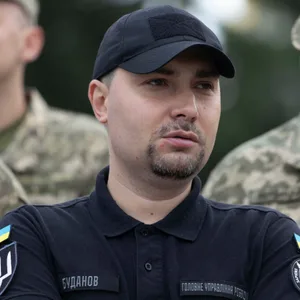 Der Leiter des militärischen Geheimdienstes HUR während einer Zeremonie anlässlich des Tages der Nationalflagge.