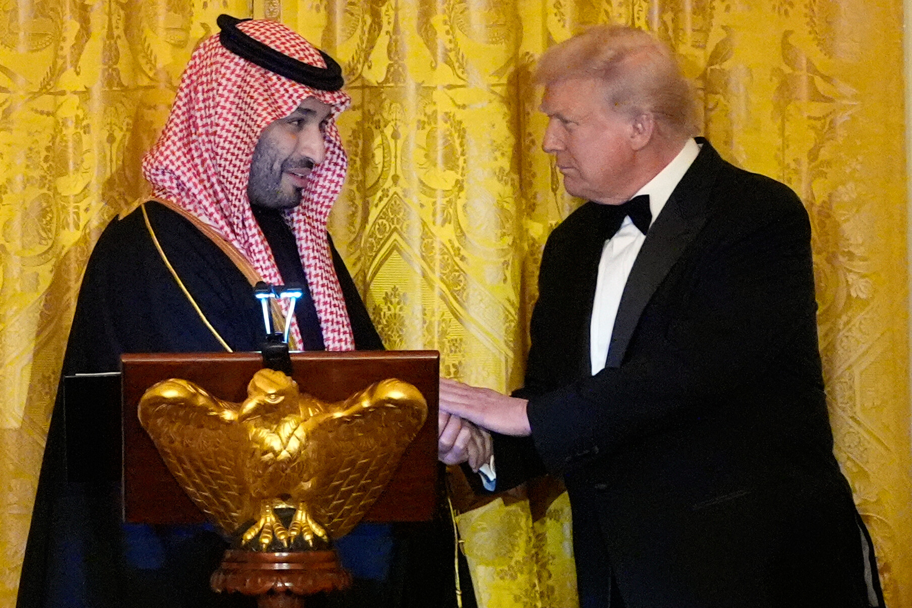 Donald Trump empfing den saudiarabischen Kronprinzen Mohammed bin Salman im Weißen Haus. Bei Fragen zum Mordfall Khashoggi nahm er seinen Gast in Schutz.