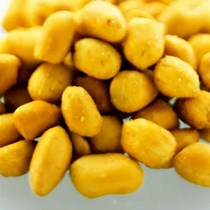 Gesalzene Erdnüsse als Snack (Symbolbild).