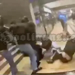 Hooligans prügeln sich am Kölner Hauptbahnhof