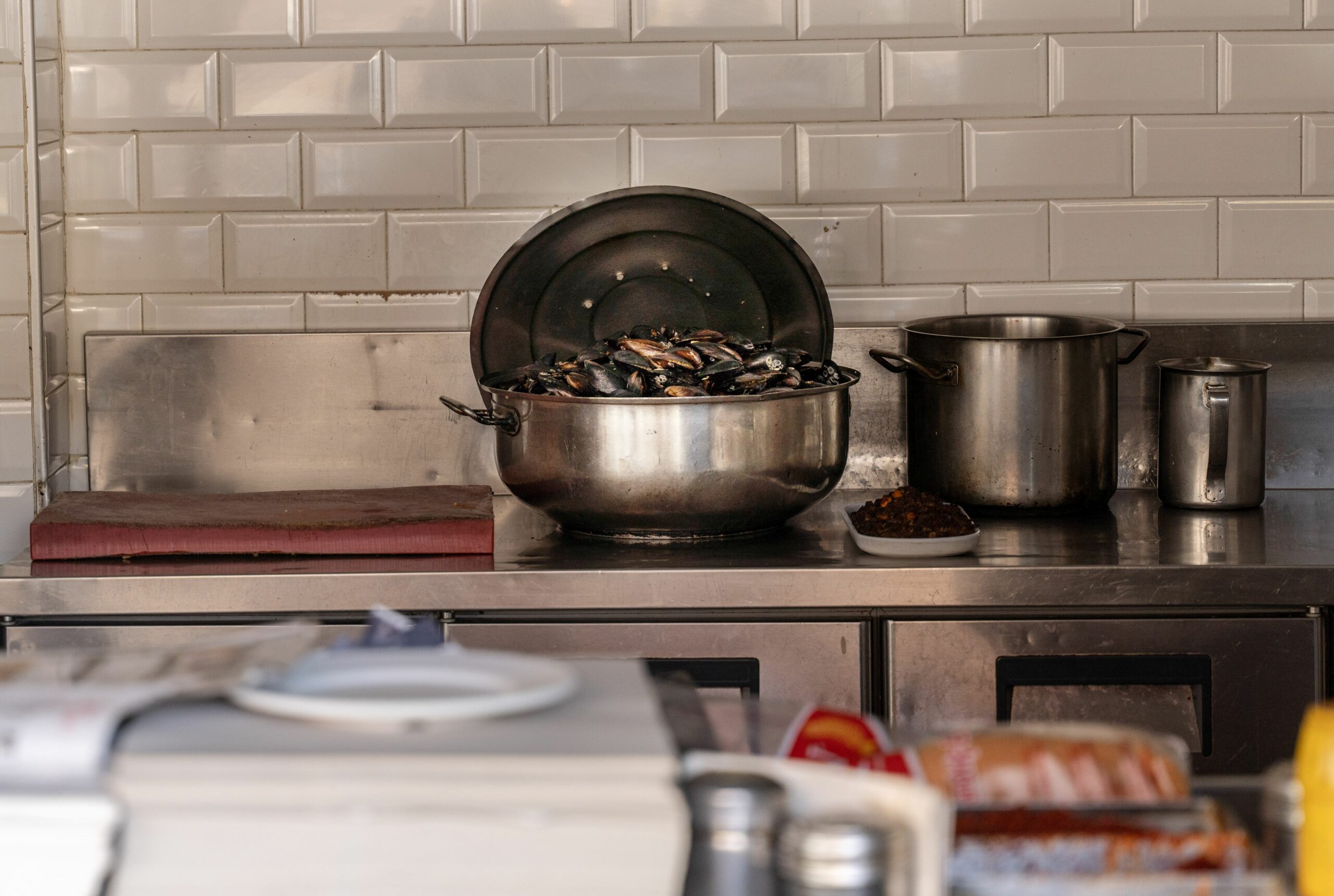 Diesen Stand für Streetfood in Istanbul haben die türkischen Behörden geschlossen.