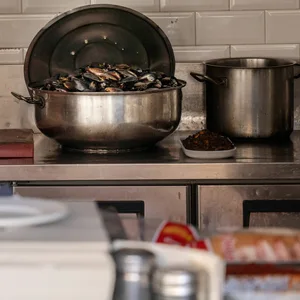 Diesen Stand für Streetfood in Istanbul haben die türkischen Behörden geschlossen.
