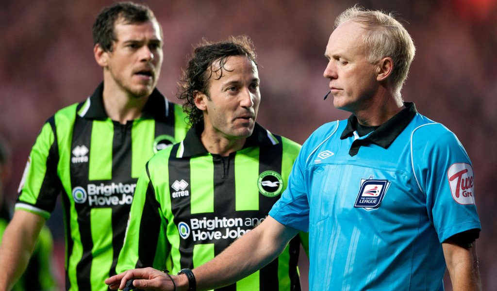 Nach-Schlitzaugen-Geste-Ex-Premier-League-Profi-in-S-dkorea-gesperrt