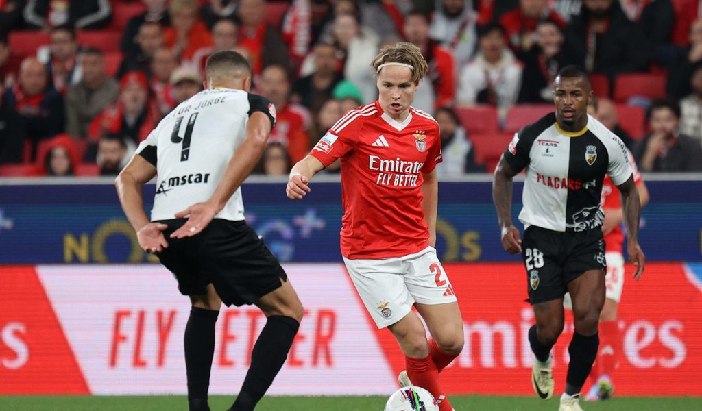 Video-sexuellen-Inhalts-mit-Minderj-hriger-geteilt-Bew-hrung-f-r-Nationalspieler