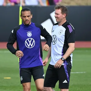 Julian Nagelsmann und Leroy Sané im DFB-Training