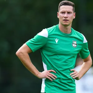Julian Draxler im Trikot seines Teams Al-Ahli SC