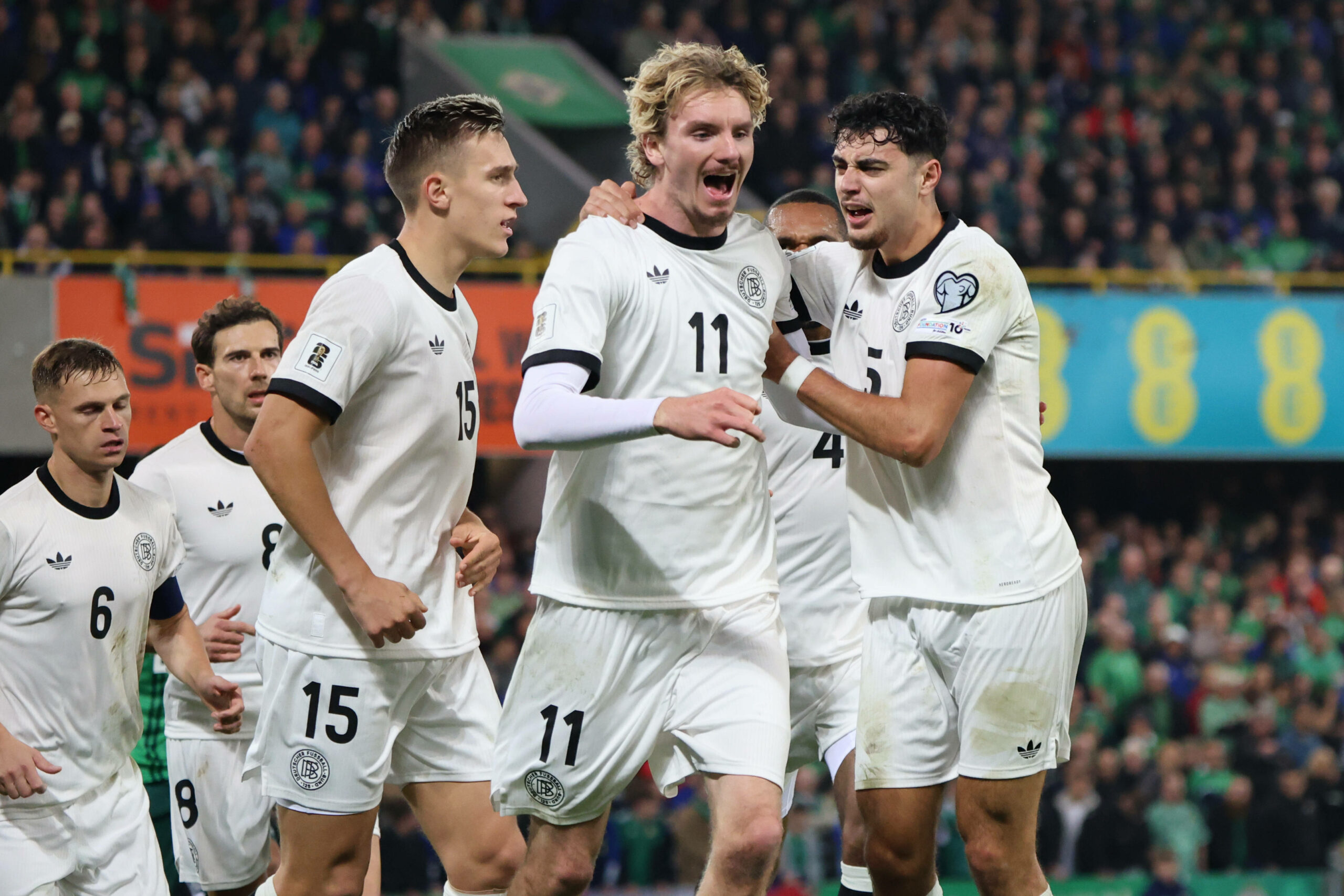 Nick Woltemade bejubelt ein Tor der deutschen Nationalmannschaft