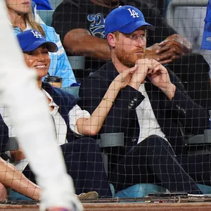 Prinz Harry and Meghan Markle gucken bei der MLB zu