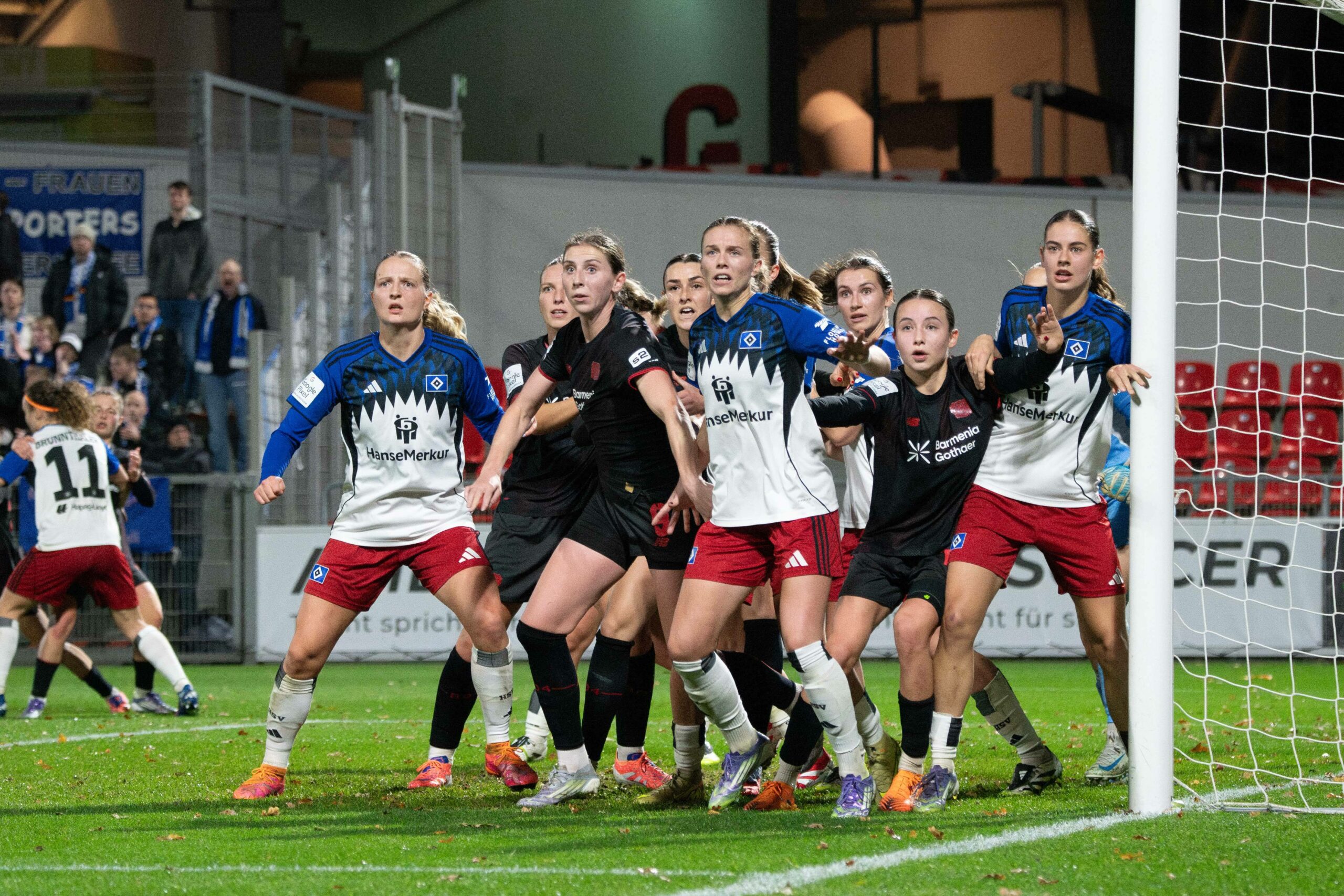 Die HSV-Frauen unterlagen unter der Woche Bayer Leverkusen spät mit 1:2.