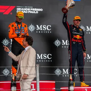 Max Verstappen jubelte in Brasilien über Platz drei, Lando Norris über den Sieg.
