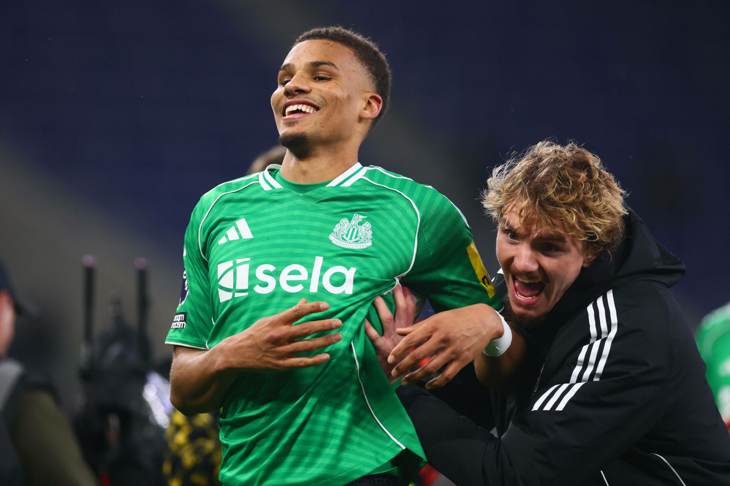 Nick Woltemade schubst Malick Thiaw nach vorn