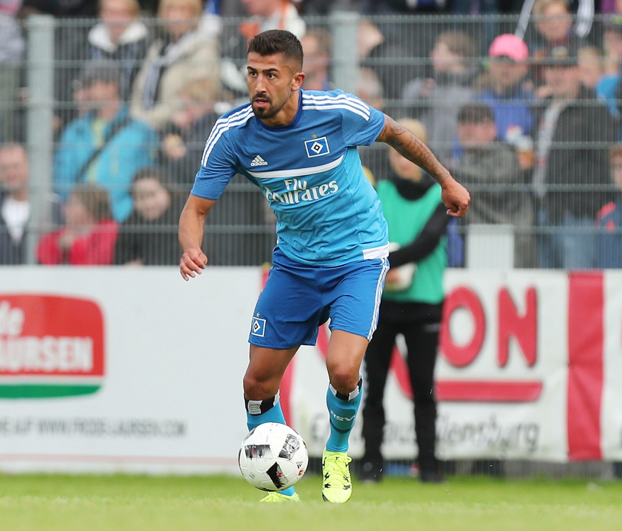 Kerem Derimbay im Testspiel-Einsatz für den HSV.