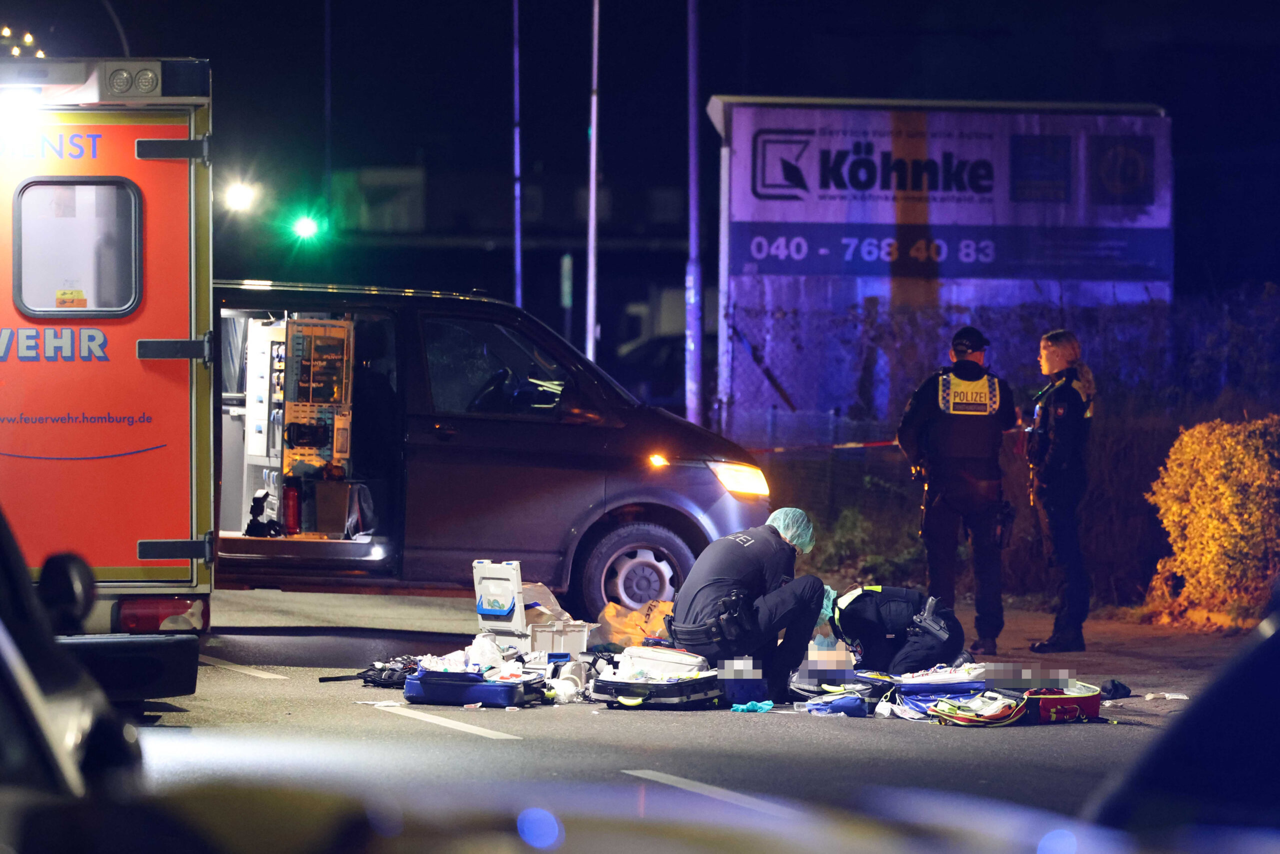 Alle Versuche, den Mann wiederzubeleben, bleiben erfolglos.