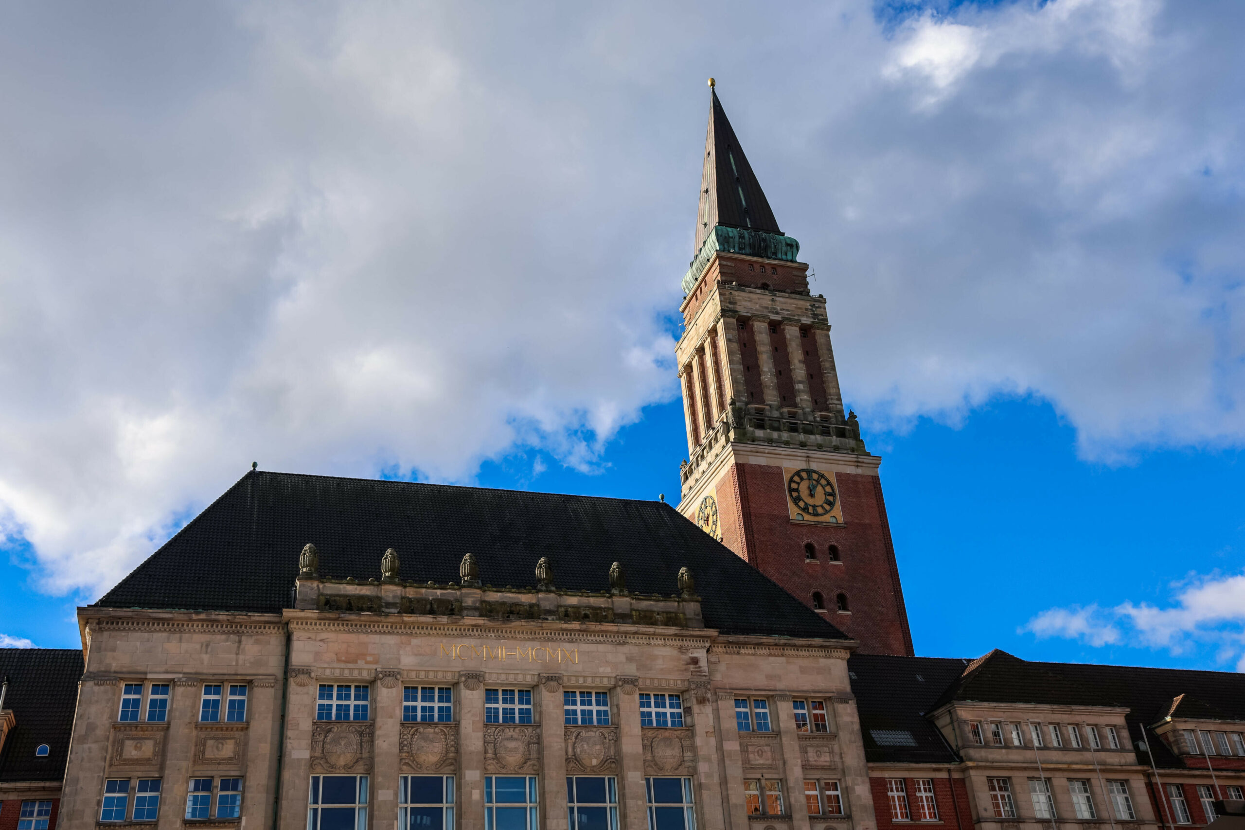 Das Rathaus in Kiel (Archivbild).