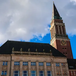 Das Rathaus in Kiel (Archivbild).