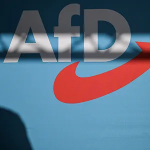 Ein AfD-Infostand wurde von Gegendemonstranten gestört (Symbolbild).