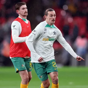 Jackson Irvine und Connor Metcalfe im Training der australischen Nationalmannschaft