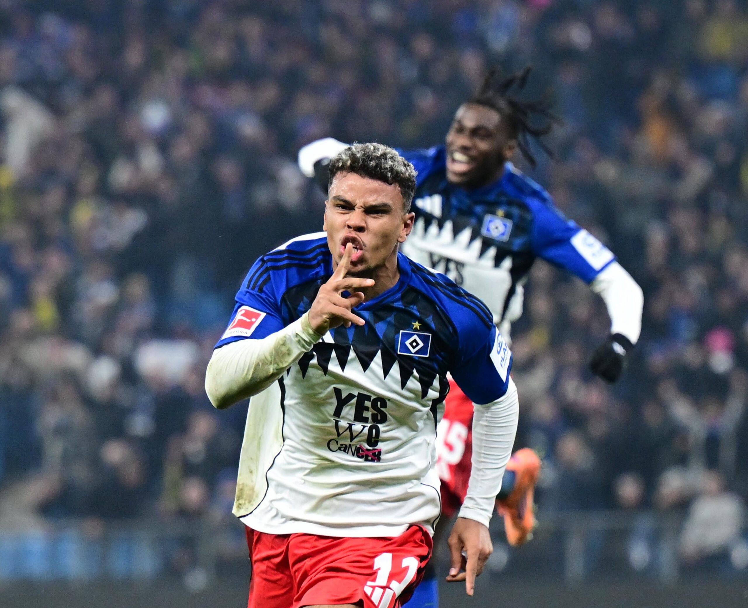 Bringt er damit seine Kritiker zum Schweigen? Ransford Königsdörffer jubelt nach seinem ersten Bundesliga-Tor.