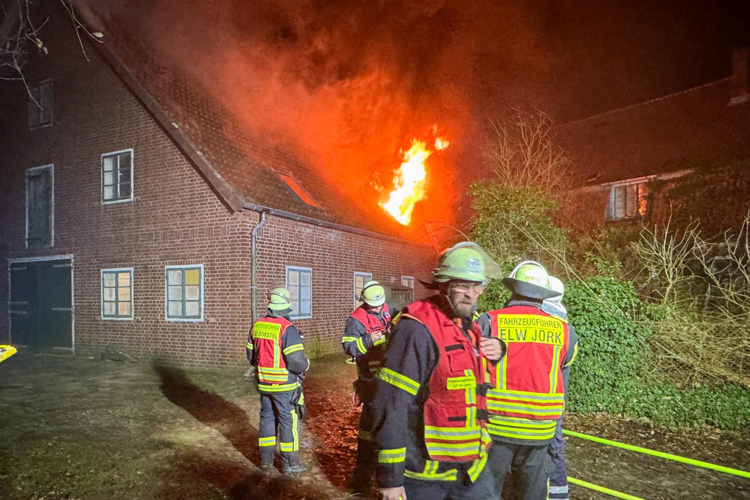 Jork Wohnhaus Flammen