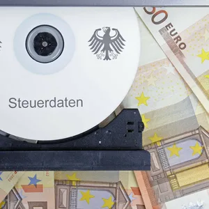 Steuerdaten CD Laufwerk