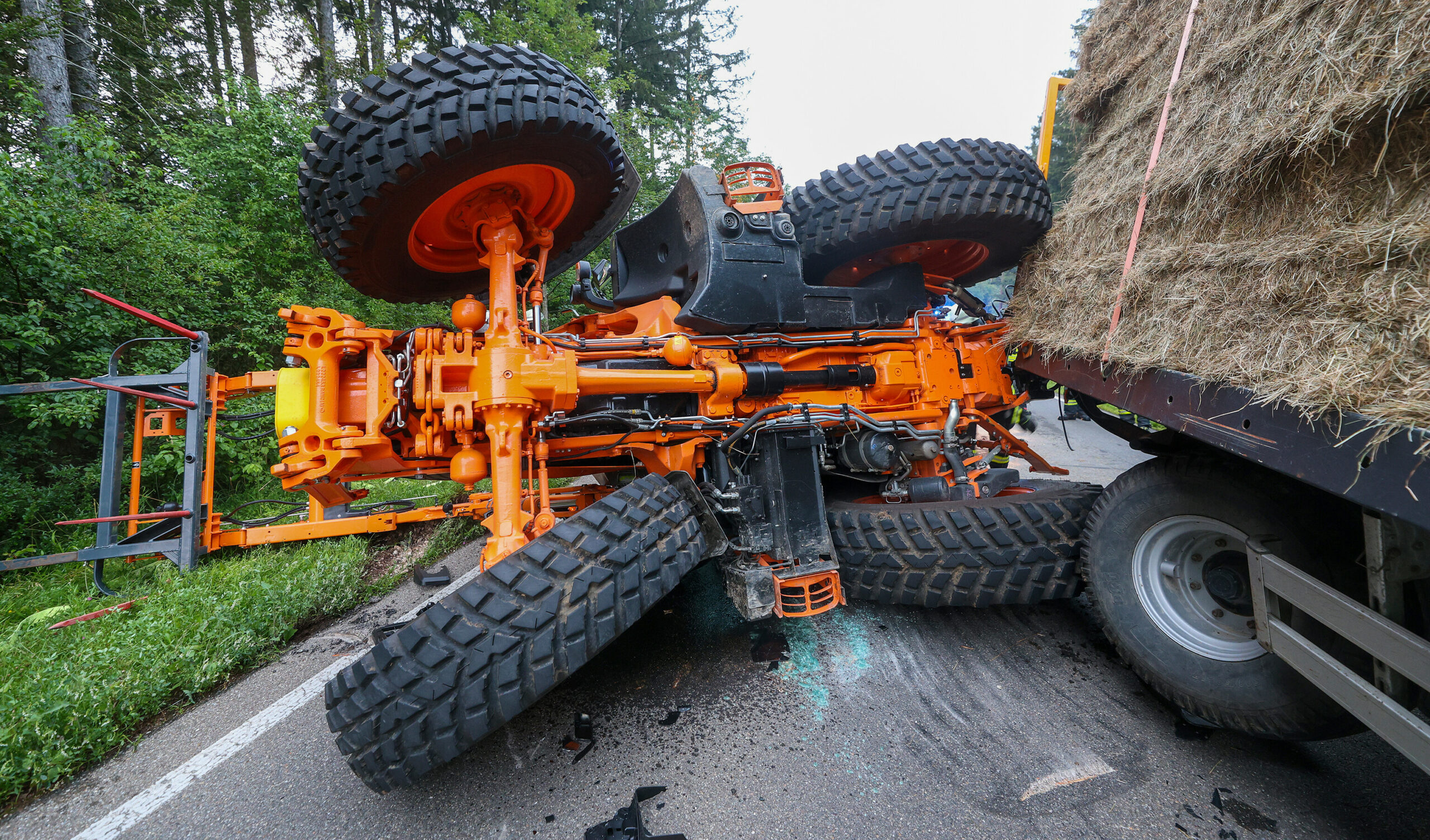 Traktor Landstraße Unfall