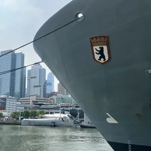 Das Marineschiff „Berlin”