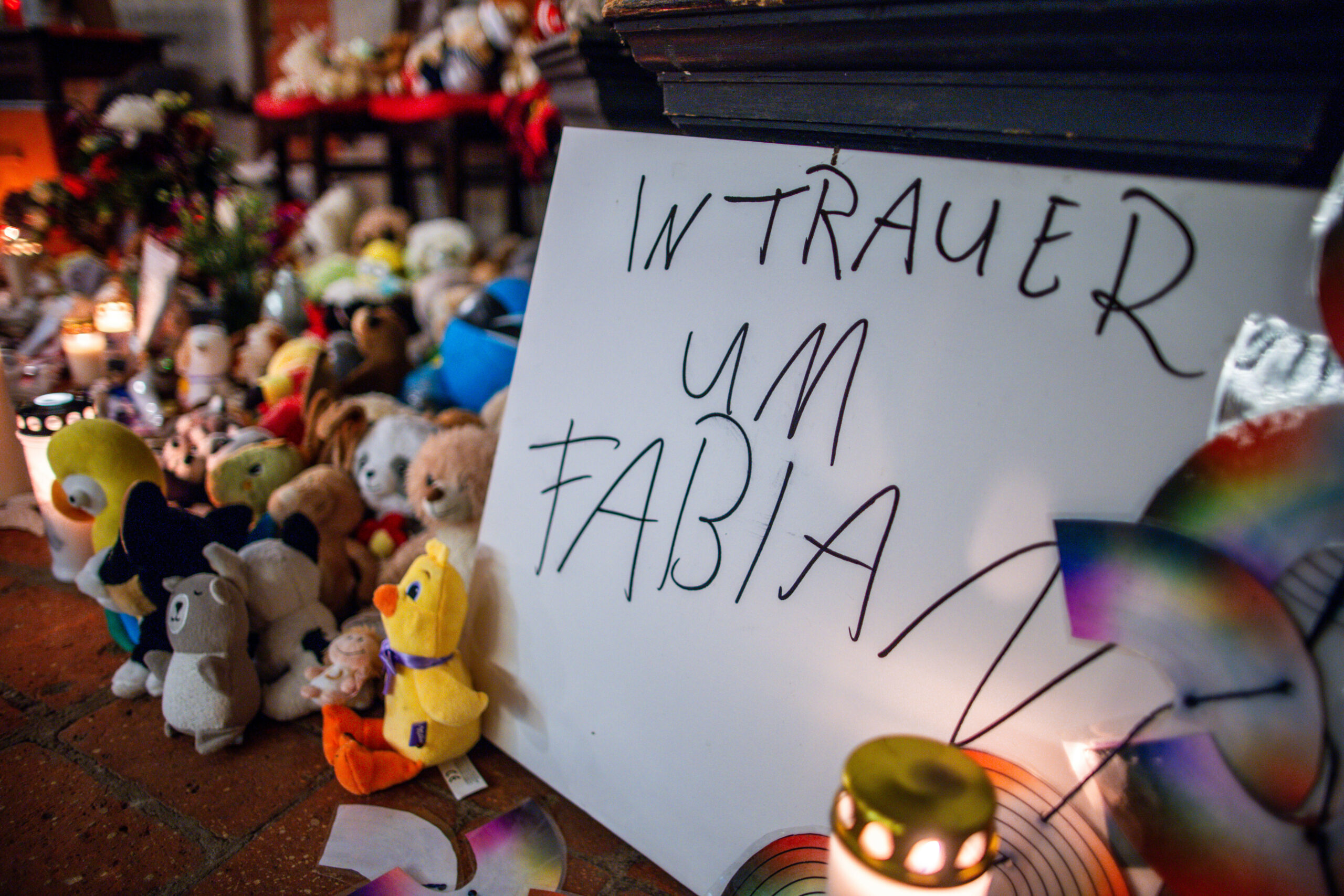 Anteilnahme am Tod des achtjährigen Fabian aus Güstrow.