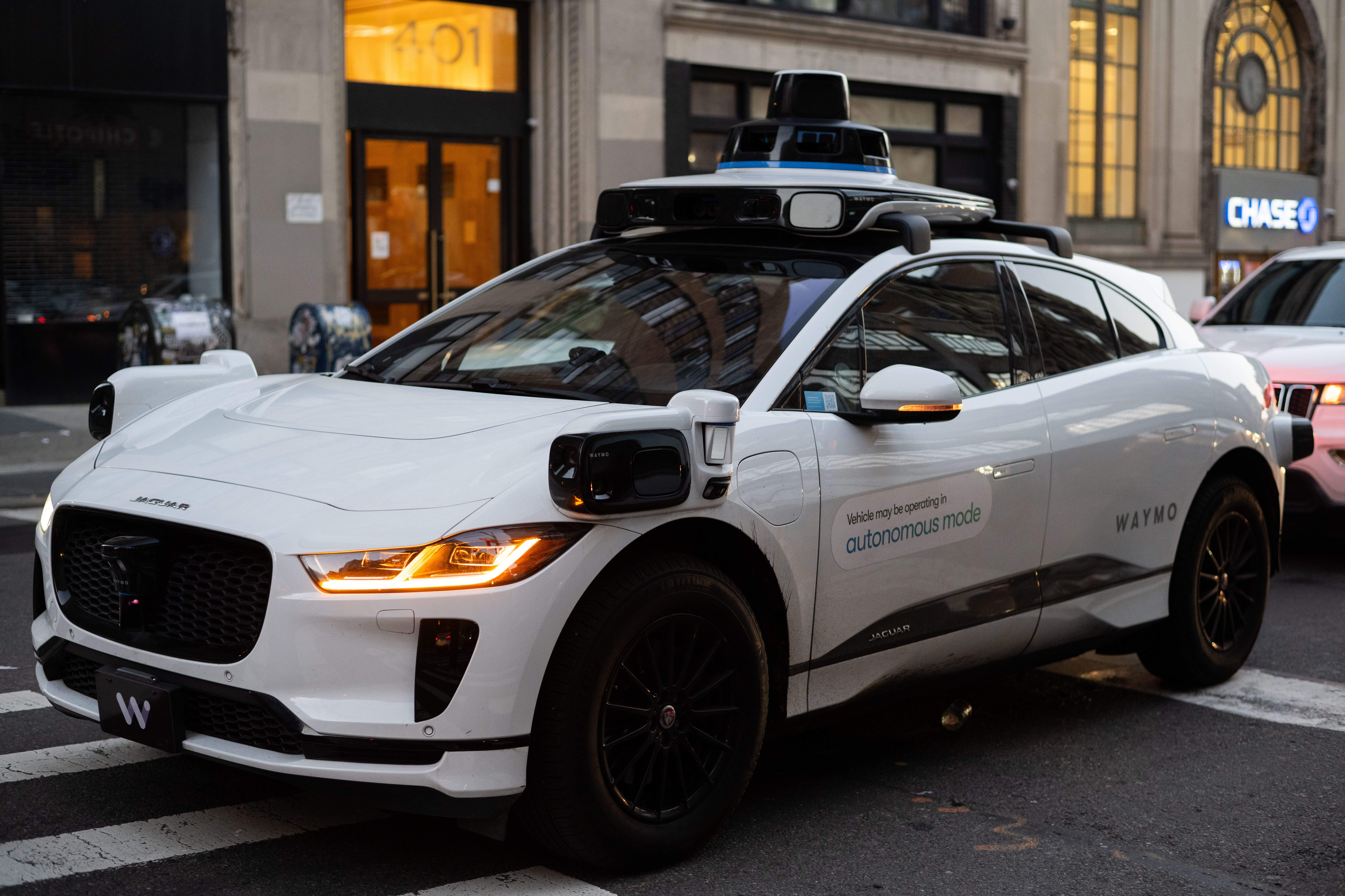 Robotaxi der Firma Waymo