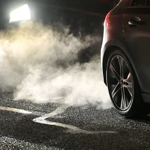 Das Verbrenner-Aus soll doch nicht kommen, so ein Medienbericht. (Symbolbild)