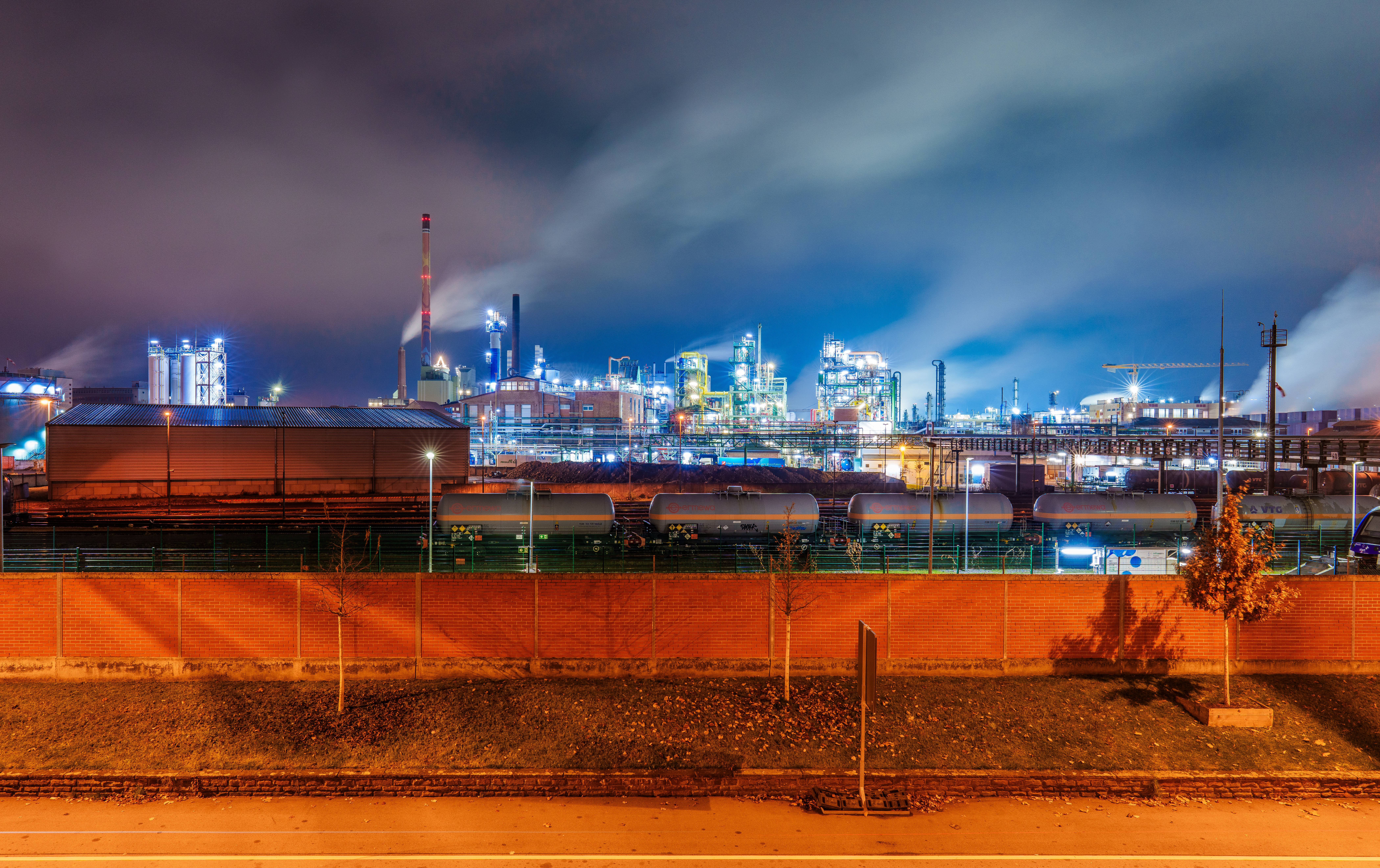 Der Industriepark Höchst ist Standort für rund 90 Chemie- und Pharmaunternehmen.