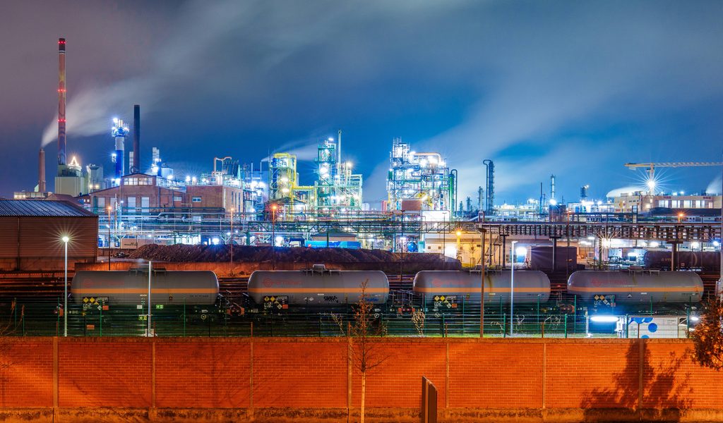 Jetzt-schmiert-Deutschlands-heimliche-Vorzeigebranche-ab-historischer-Tiefpunkt-