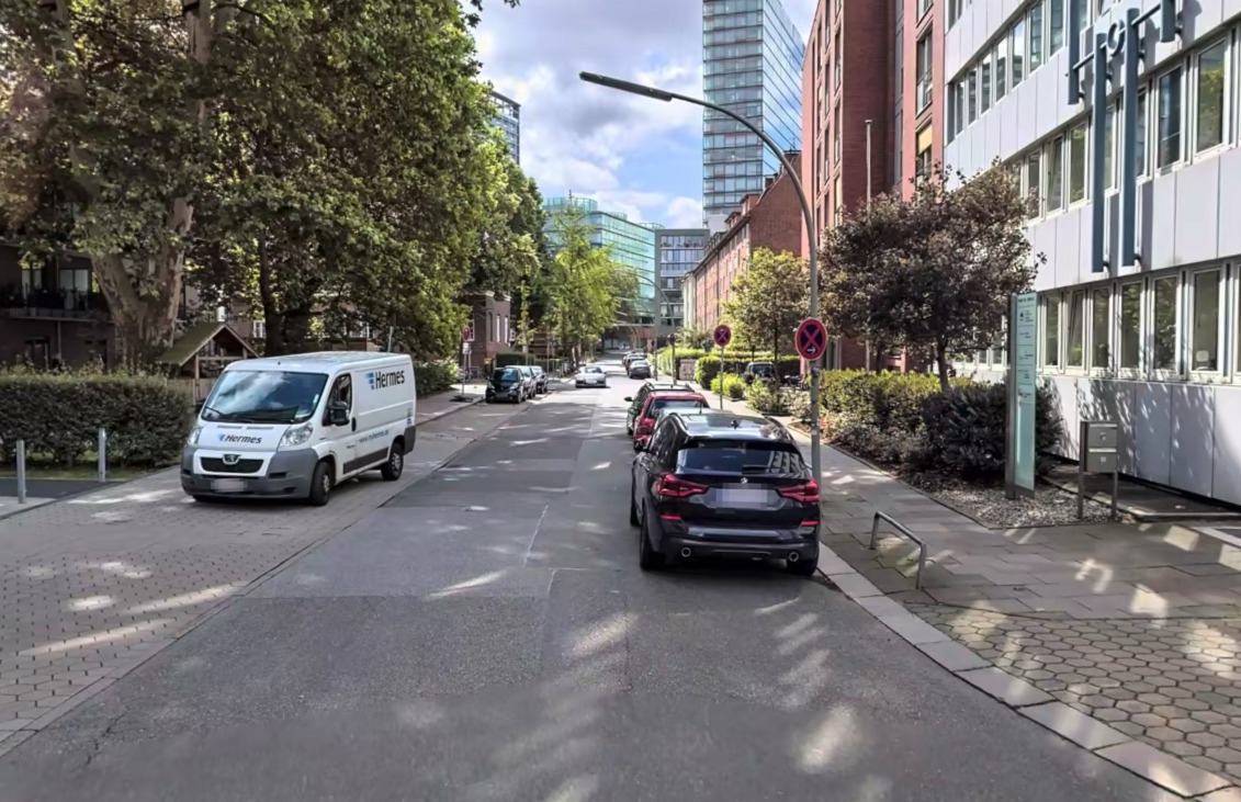 Die Frau wurde in der Stiftstraße – in dem Bereich zwischen Steindamm und Alexanderstraße – von hinten attackiert (Archivbild)