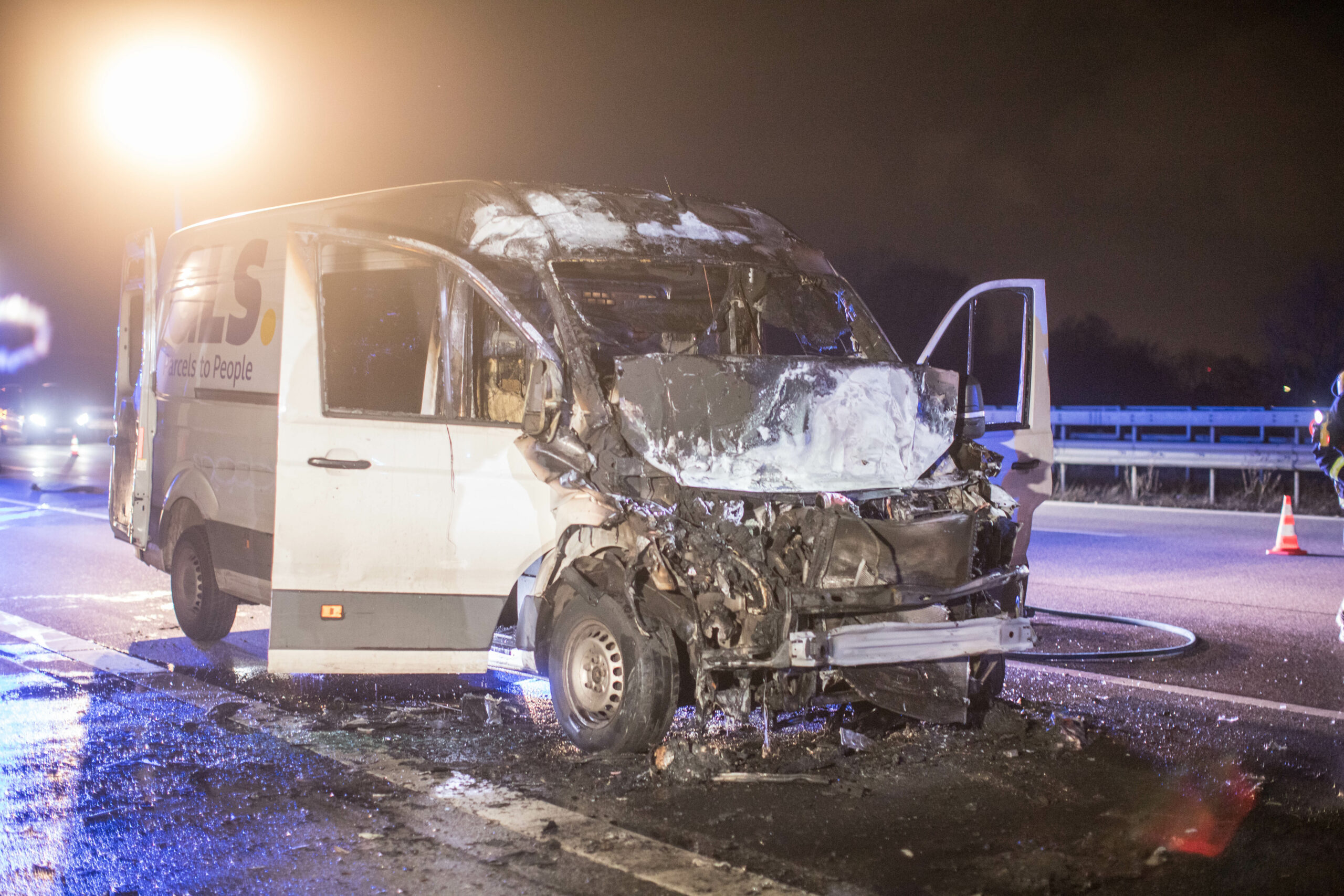 Transporter Unfall A1