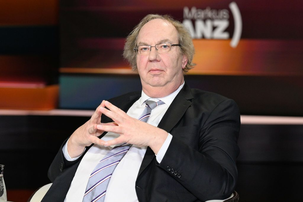 Christian Böttger beschäftigt sich seit Jahren mit der Deutschen Bahn.