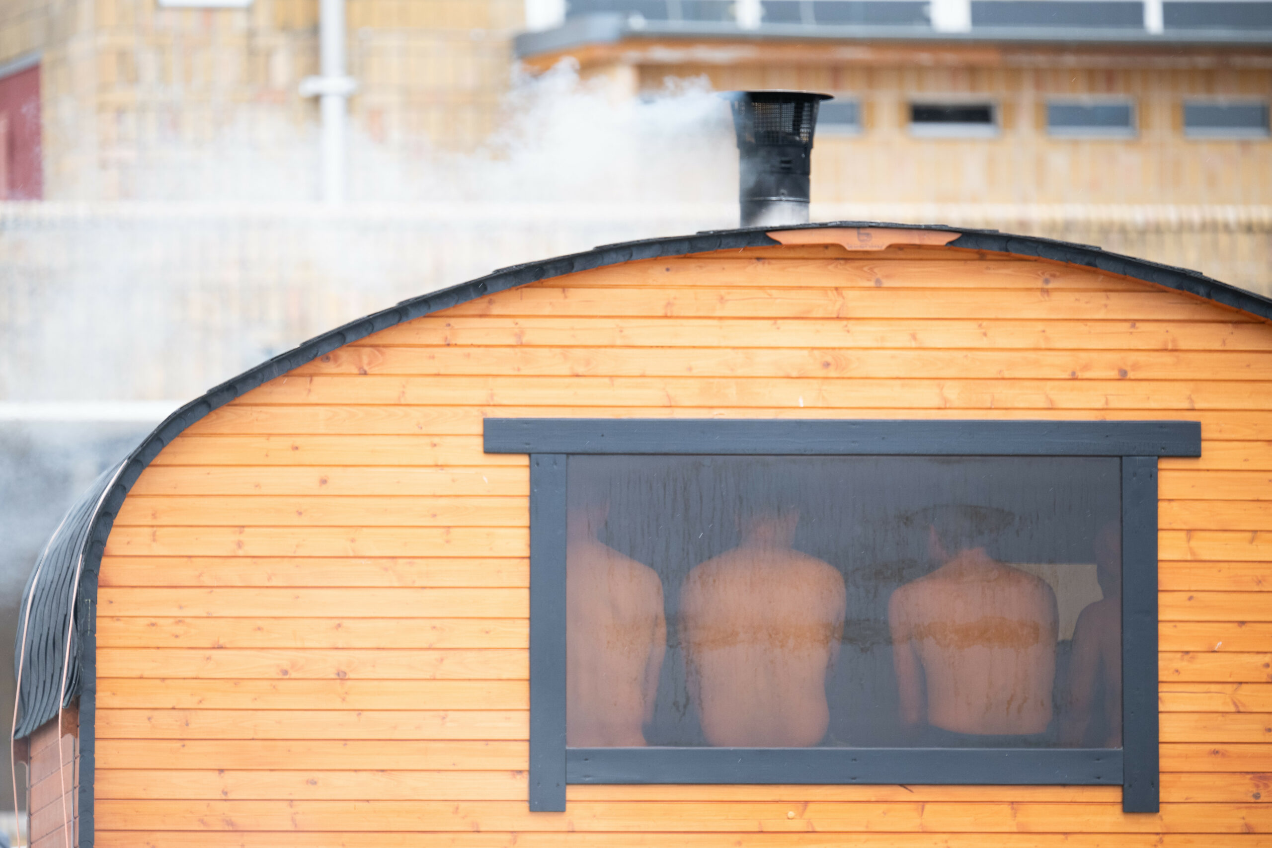In Leipzig wurden zwei Frauen nackt in der Sauna fotografiert. So ein Verhalten hat in der Regel keine rechtlichen Konsequenzen (Symbolbild)