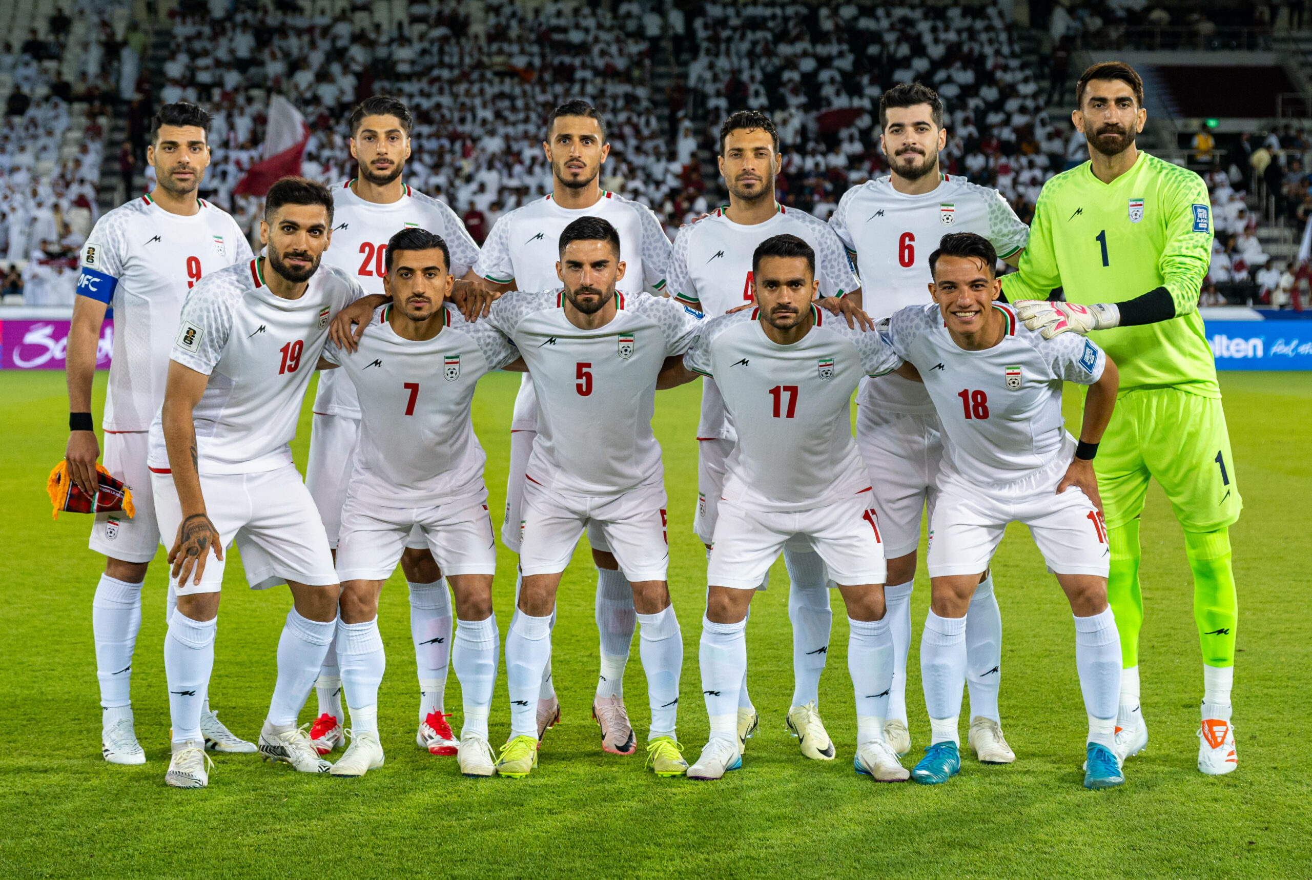 Irans Fußballnationalmannschaft posiert für ein Mannschaftsfoto