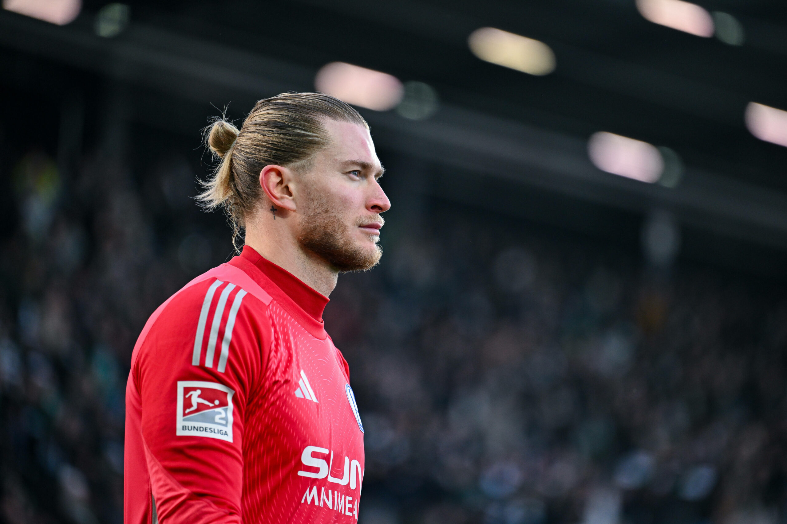 Loris Karius im roten Torwarttrikot