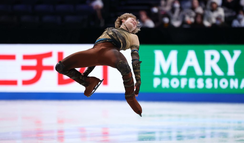 sensationelle-show-im-eiskunstlauf-vierfach-gott-l-uft-beste-k-r-der-geschichte