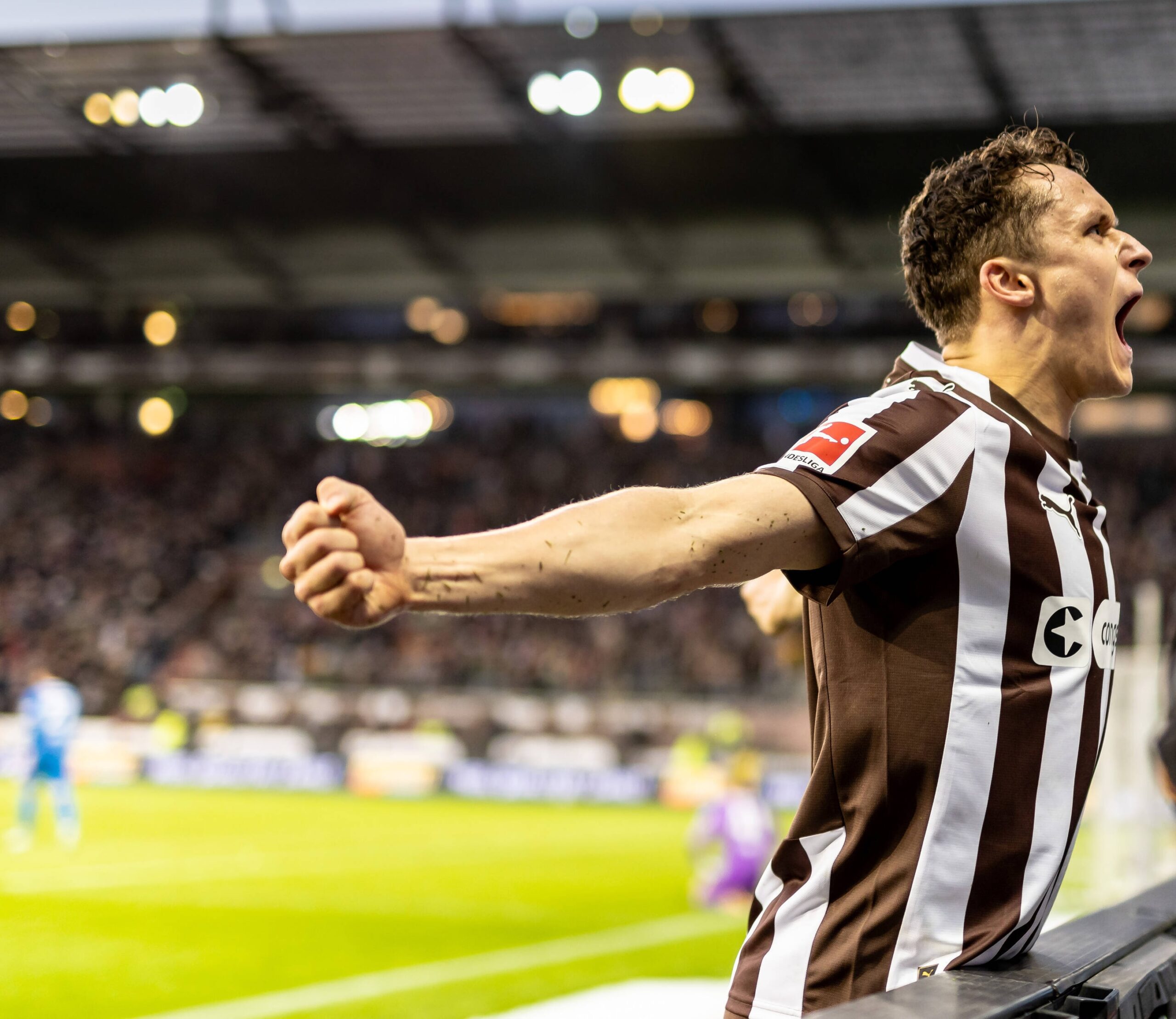 Martijn Kaars bejubelt sein Tor gegen Heidenheim