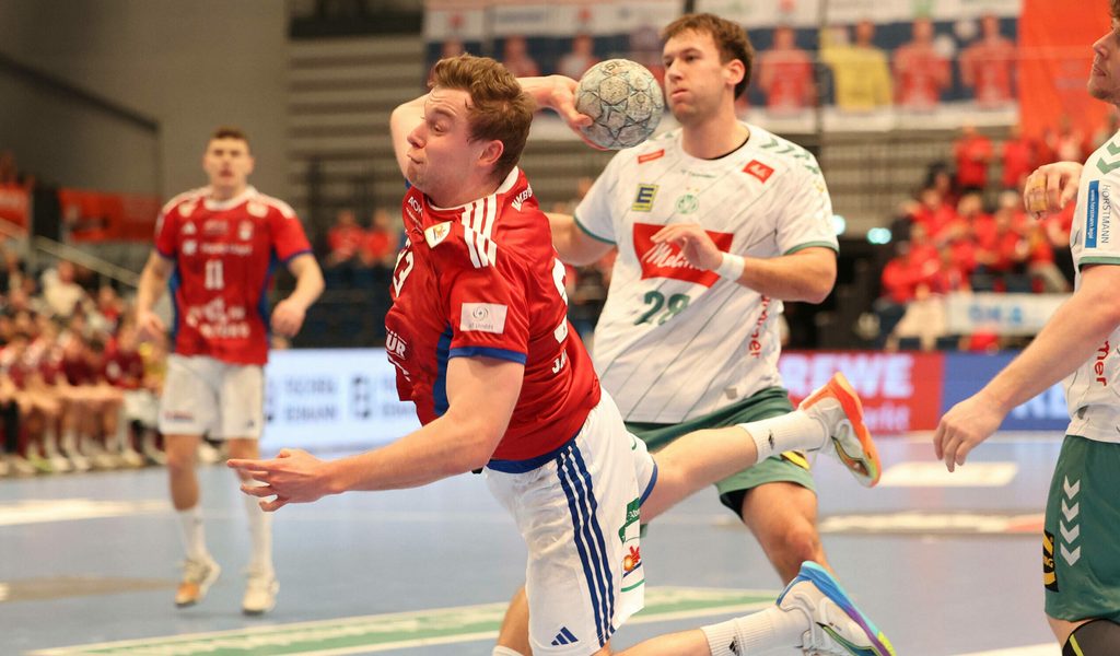 -Dann-geht-der-Kopf-an-HSV-Hamburg-bei-t-sich-zum-Sieg-und-feiert-ein-Comeback