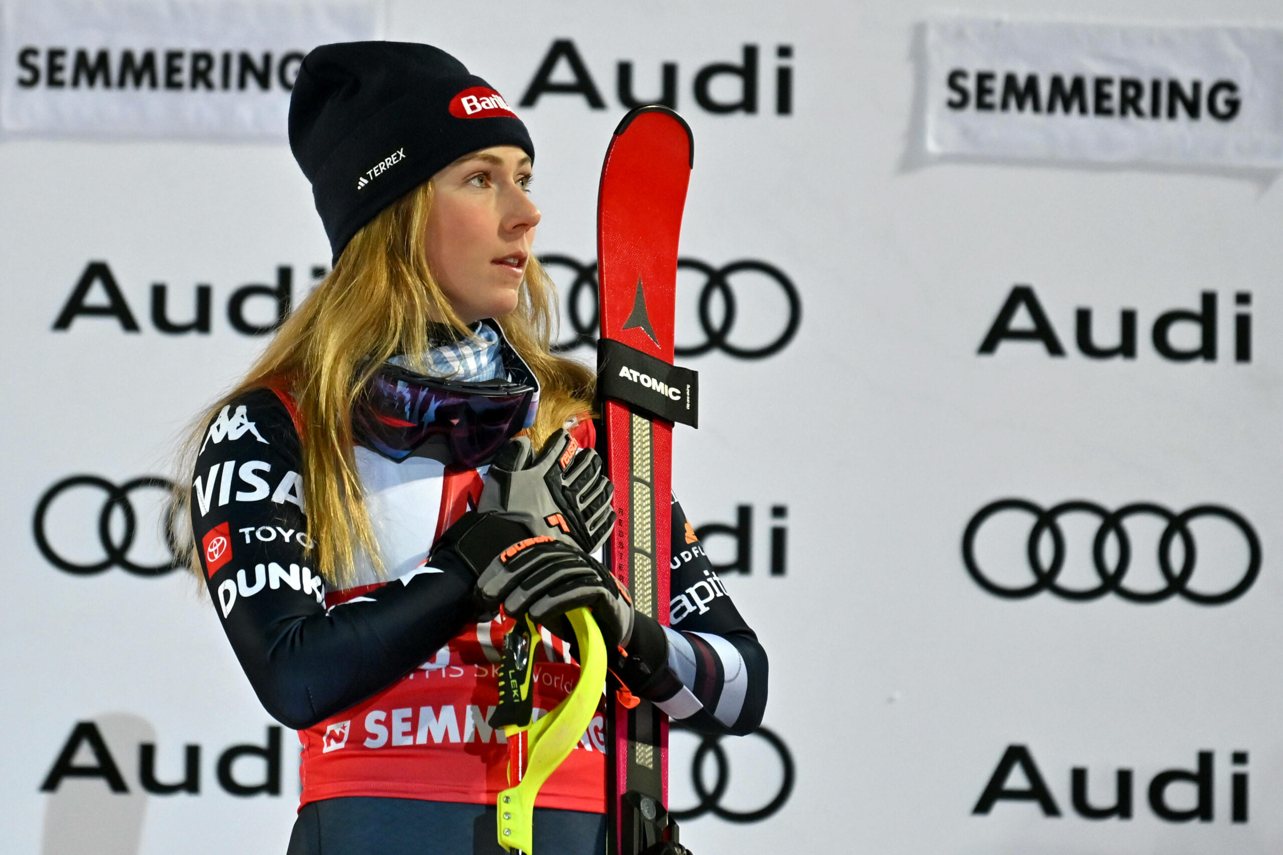 Mikaela Shiffrin schaut skeptisch